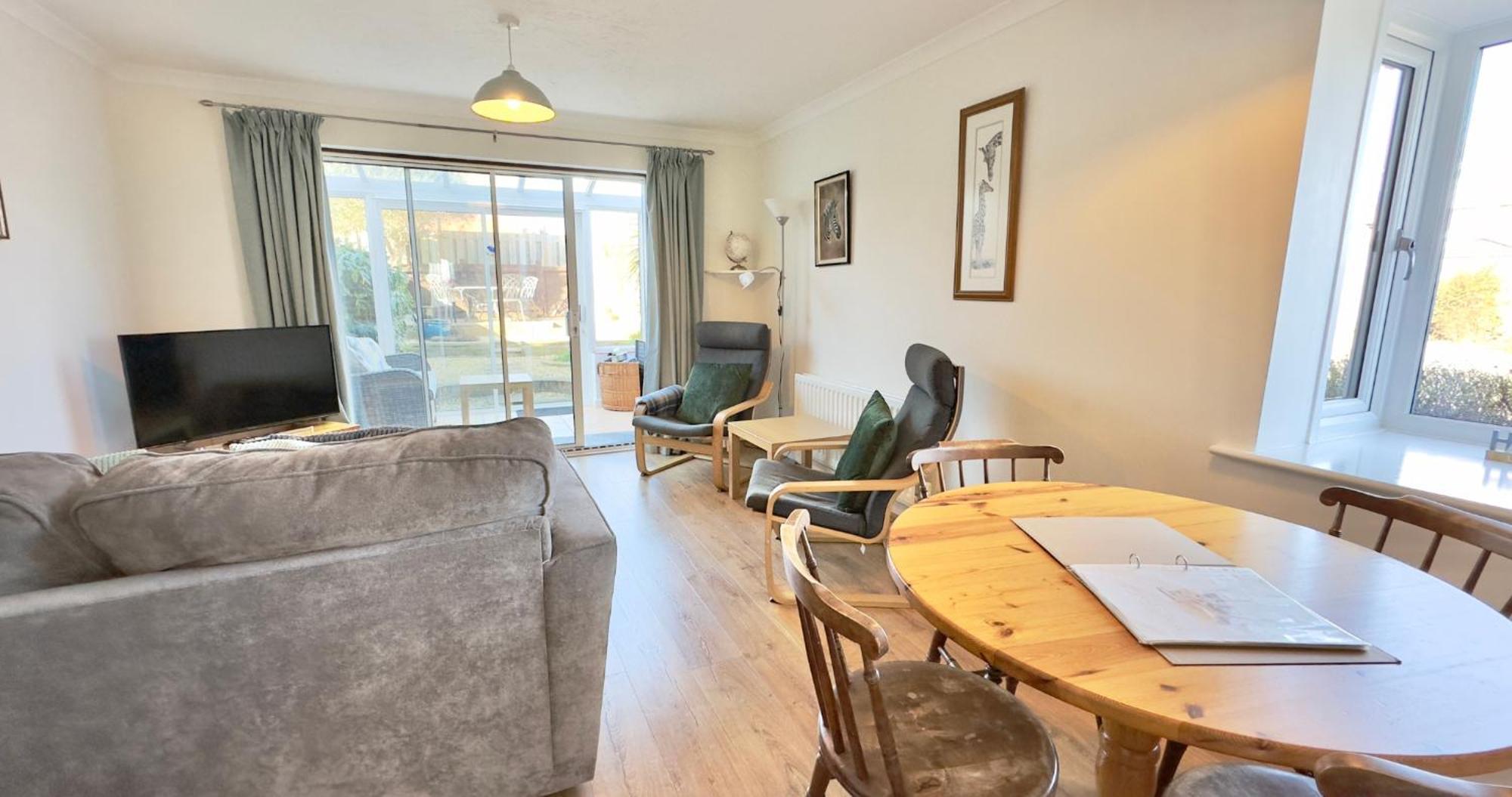 Holiday home Chalkhill View - Idyllic Sea Views Parking