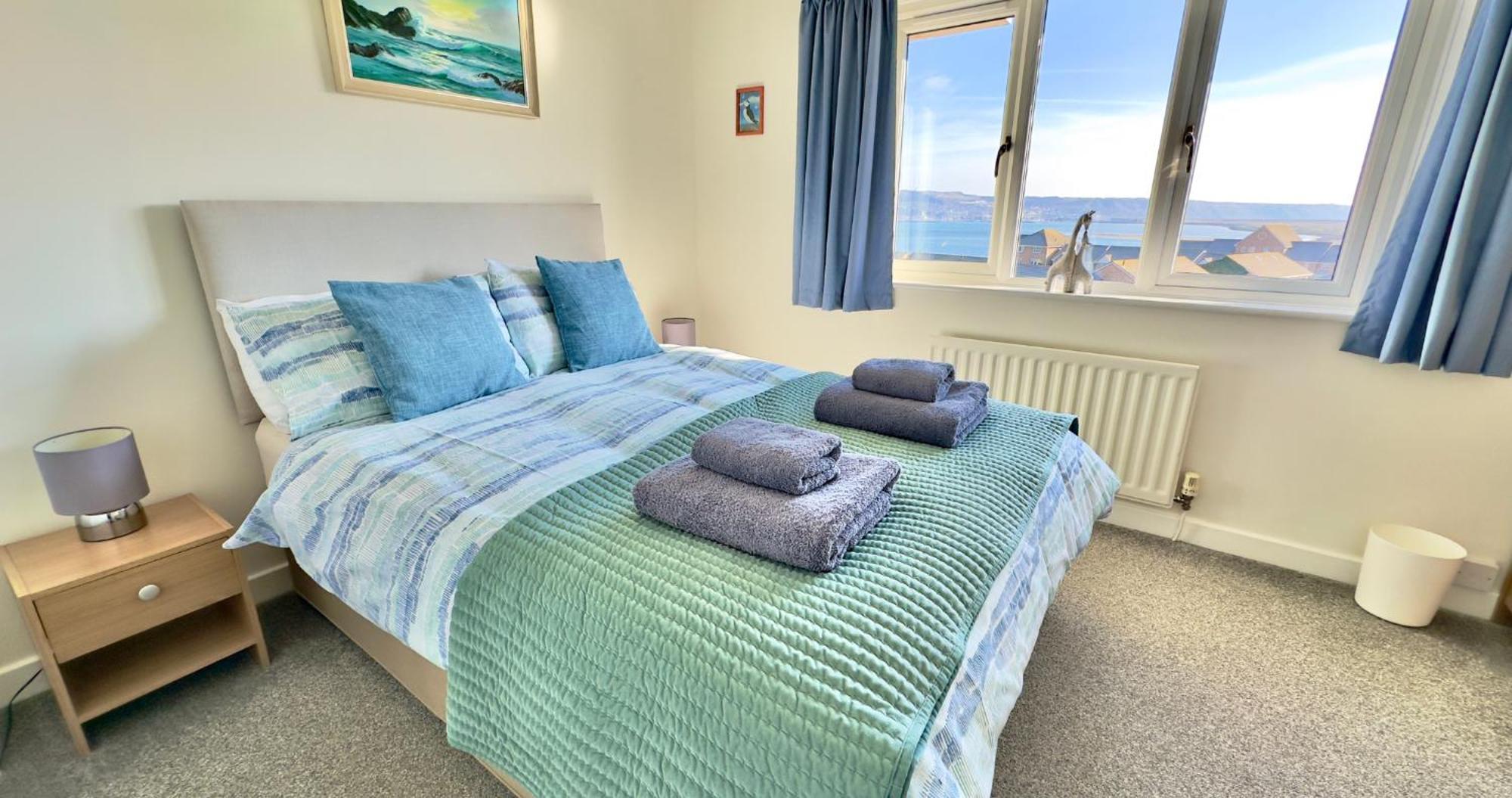 Chalkhill View - Idyllic Sea Views Parking * Wyke Regis